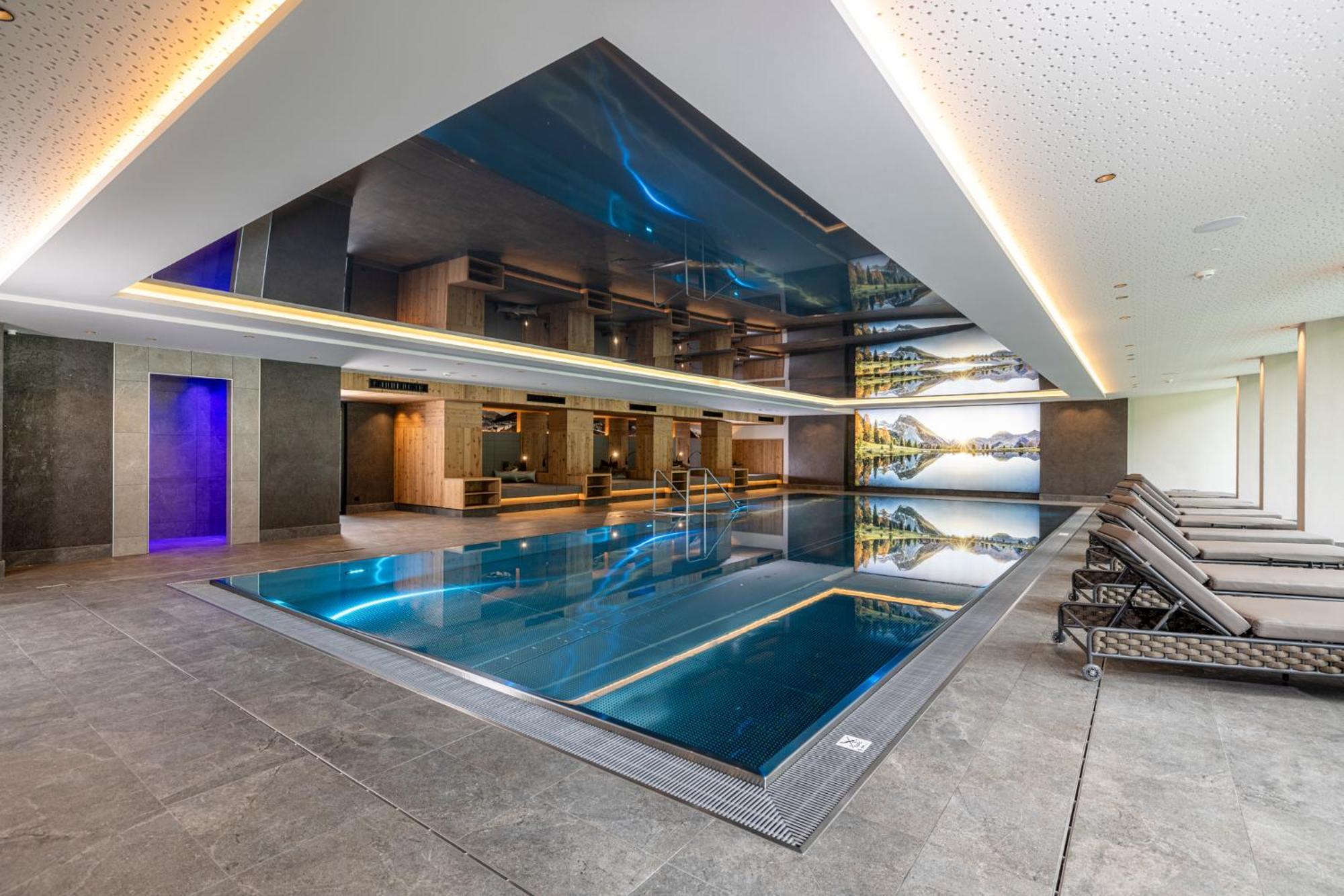 Thermal-Badhotel Kirchler Tux Bagian luar foto