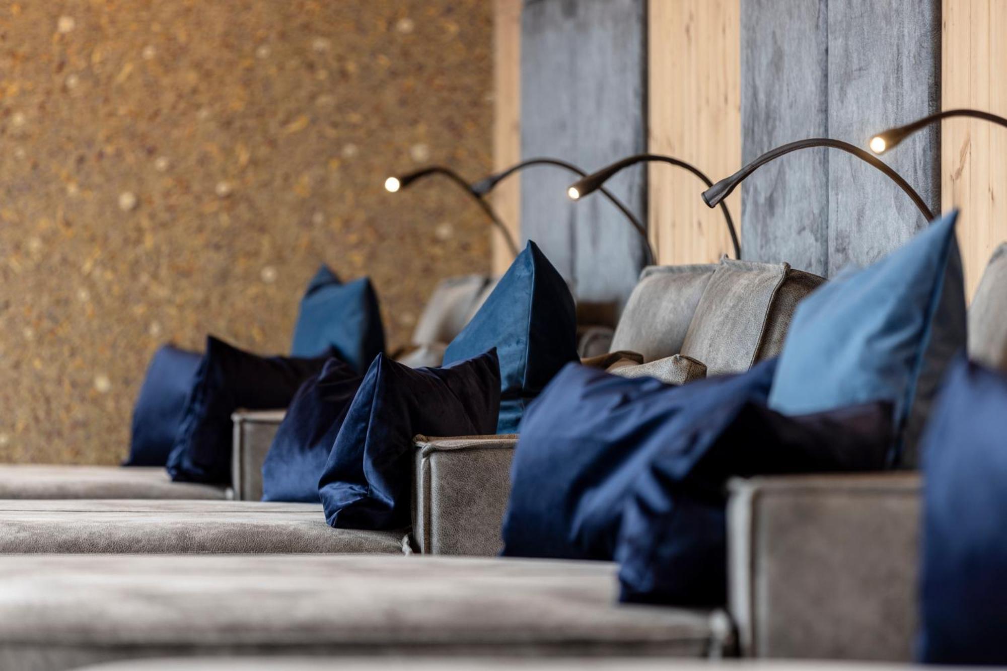Thermal-Badhotel Kirchler Tux Bagian luar foto