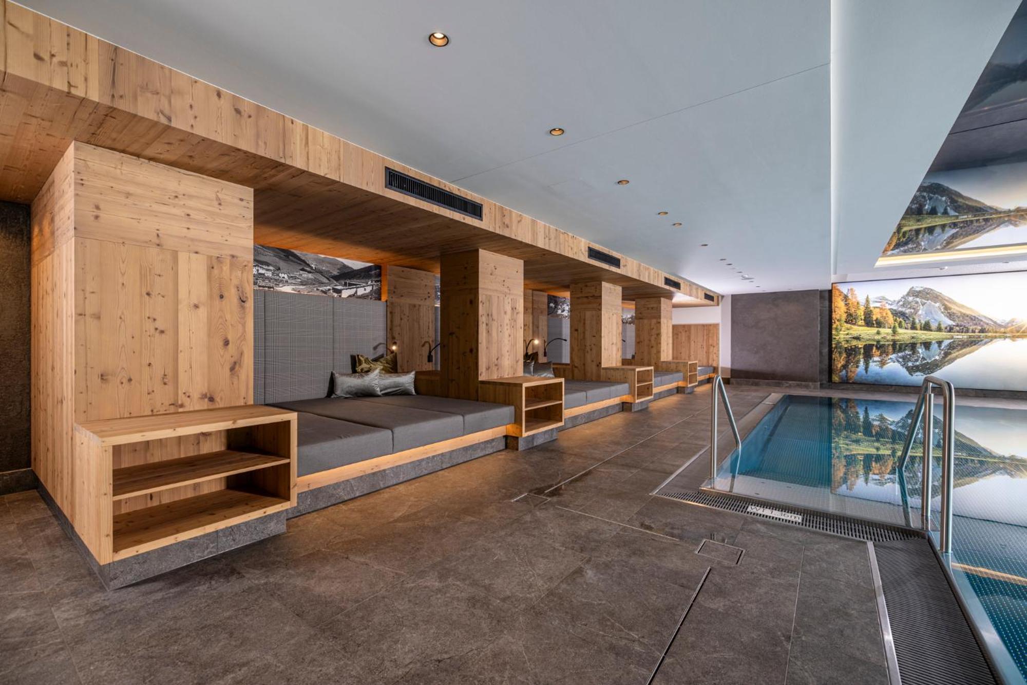 Thermal-Badhotel Kirchler Tux Bagian luar foto